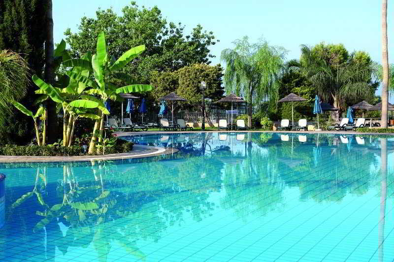فندق Atlantica Bay - Adults Only ليماسول المظهر الخارجي الصورة